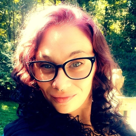 Meet your Posher, Jessica - Picture 4 of 5